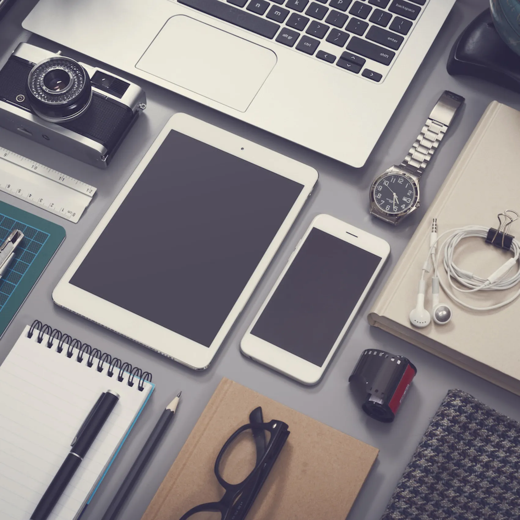 Custom image showing  let’s be reasonable and add an eighth day to the week that is devoted exclusively to reading. – lena dunham page - Professional Drupal theming and development services